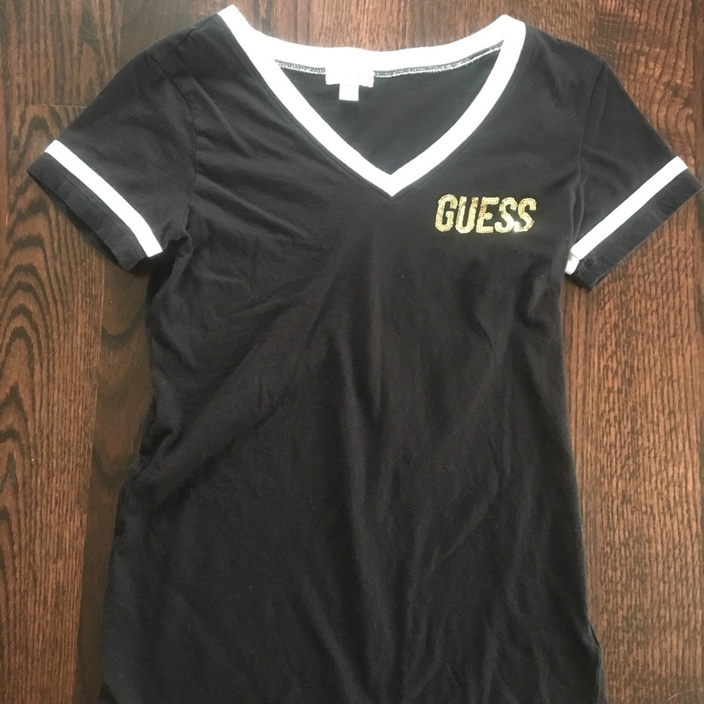 Guess T-shirt